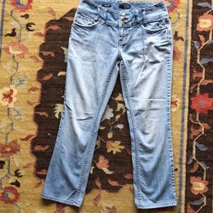 A.N.A. Straight Leg Lightwash Jeans